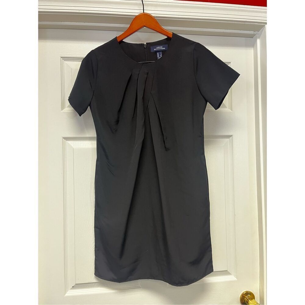 Lands End Black Gathered Neck Short Sleeve Shift Career Dress sz 4 NWOT